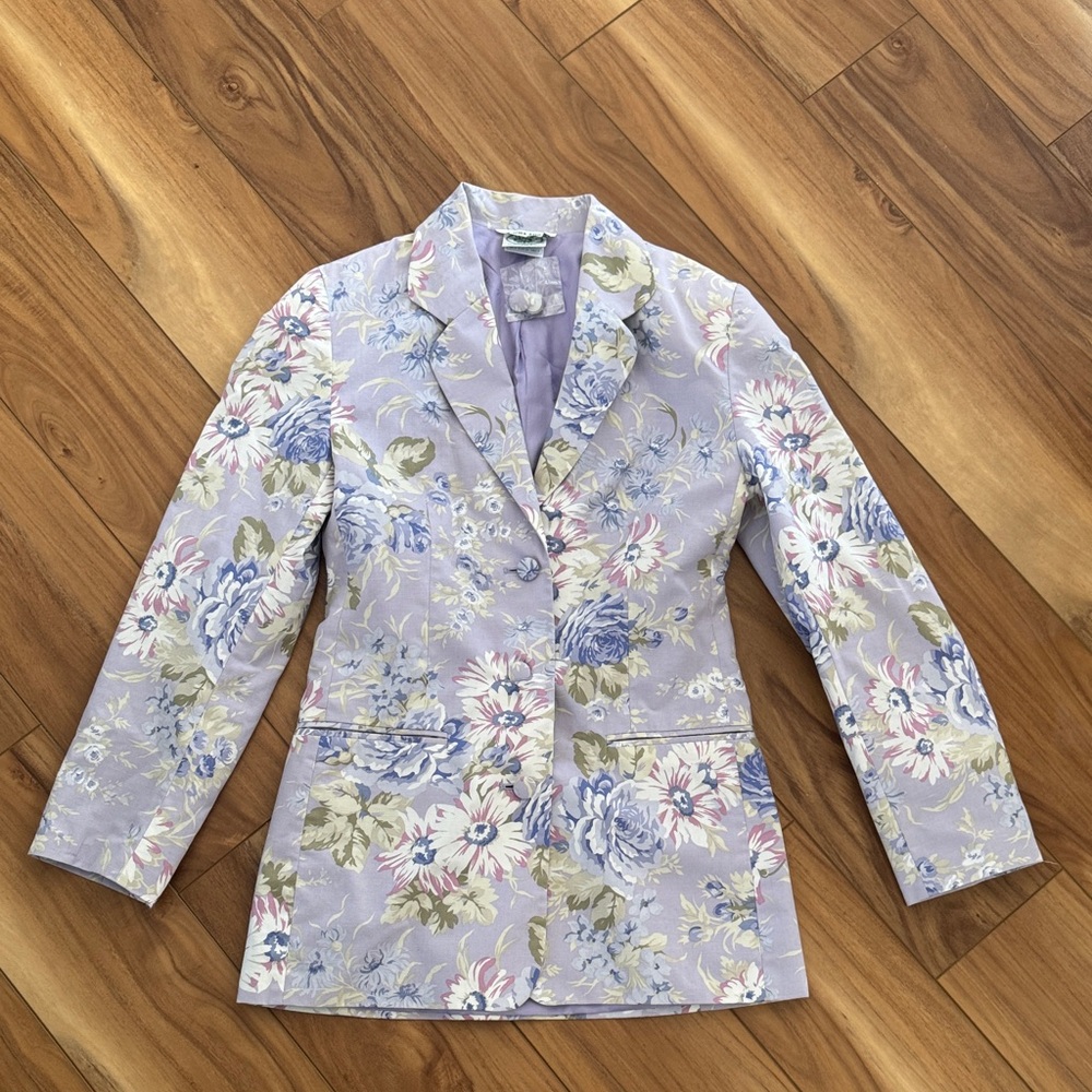 Vintage Laura Ashley Floral Lavender Women's Blazer Size 4 90% cotton